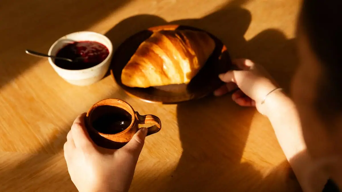 The Curator Cafe – italian bakery in Totnes town centre